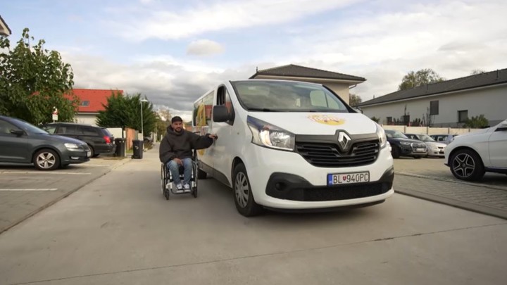 Bez servítky Bez servítky 